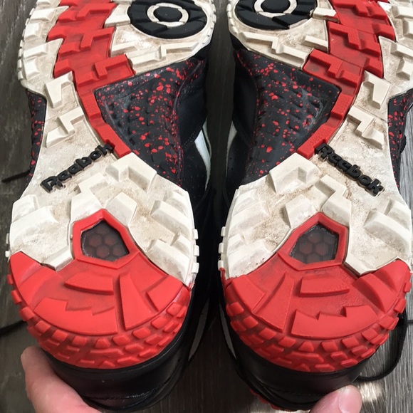 Reebok - Picture 10 of 17